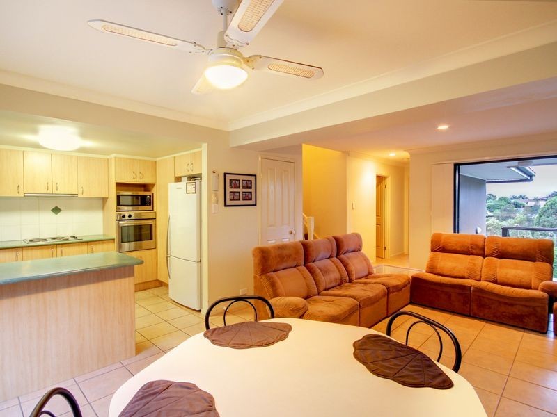 11/20 Paddington Drive, Carrara QLD 4211