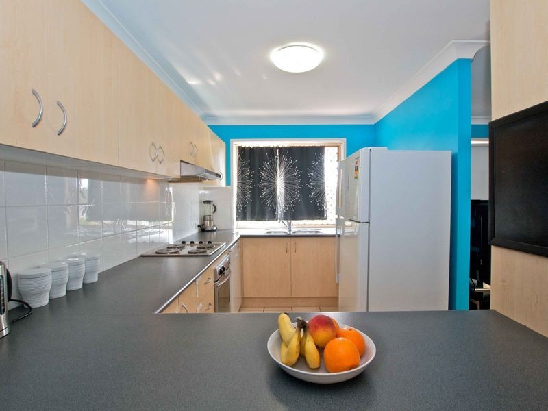 1/82 Paddington Drive, Carrara QLD 4211