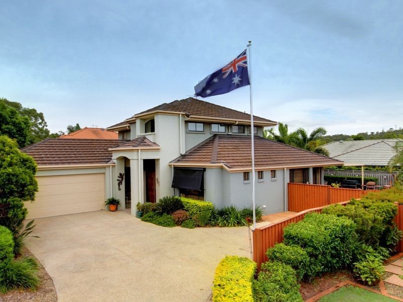 7 Josh Court, Ashmore QLD 4214