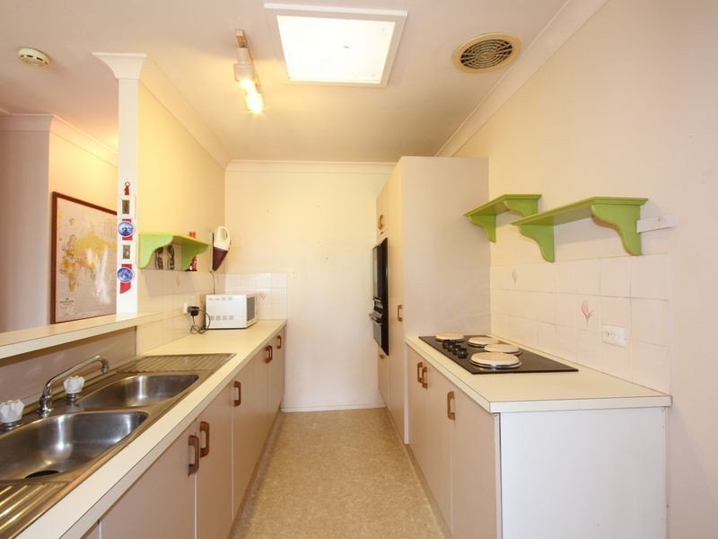 8/1a Mcleod Street, Highland Park QLD 4211
