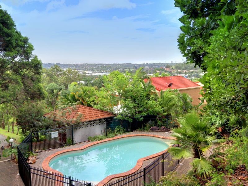 8/1a Mcleod Street, Highland Park QLD 4211