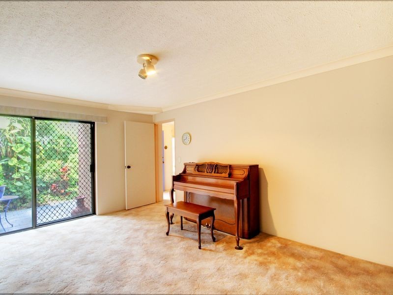 8/1a Mcleod Street, Highland Park QLD 4211