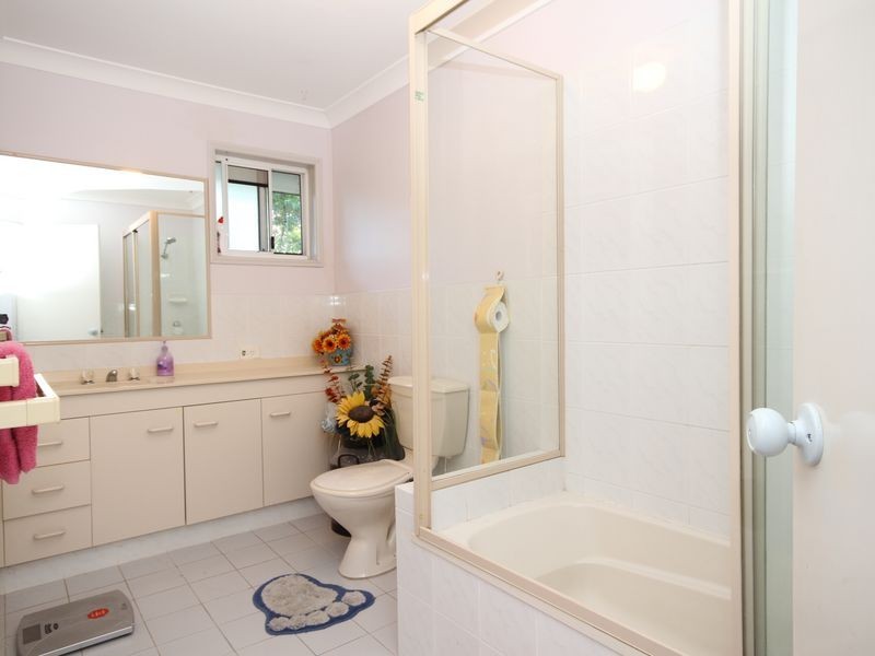 16/164 Alexander Drive, Highland Park QLD 4211