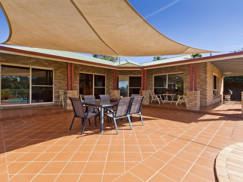 2 Country View Drive, Nerang QLD 4211