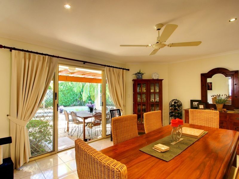 25 Greg Norman Crescent, Parkwood QLD 4214