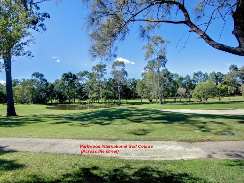 25 Greg Norman Crescent, Parkwood QLD 4214