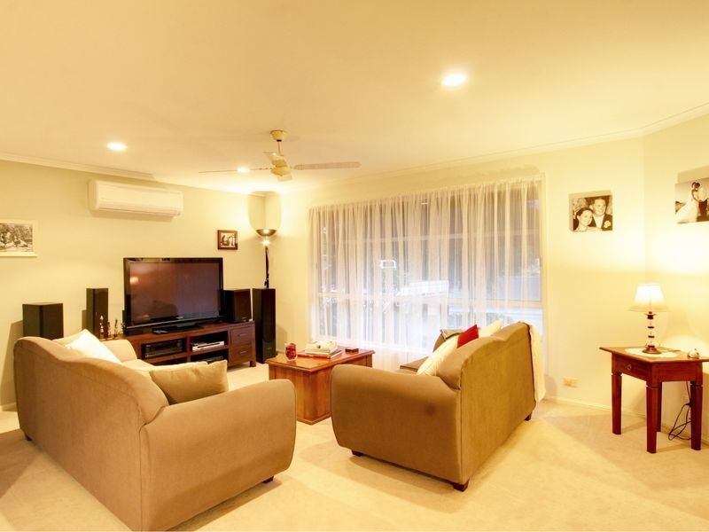 25 Greg Norman Crescent, Parkwood QLD 4214