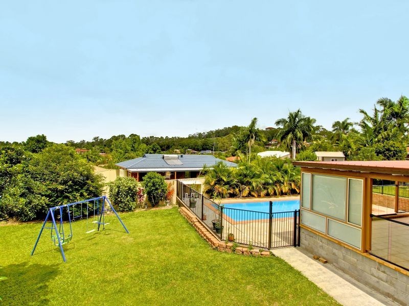 16 Burcott Court, Carrara QLD 4211