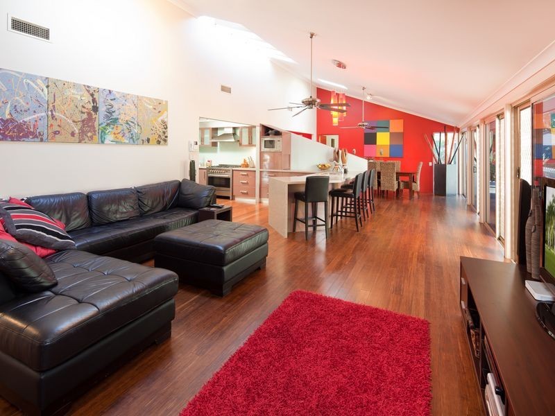 5 Ainsley Avenue, Ashmore QLD 4214