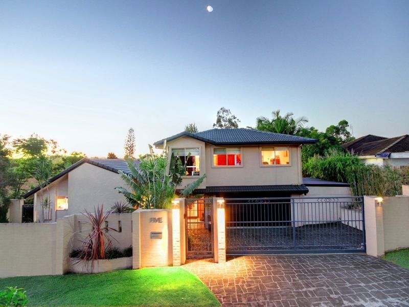 5 Ainsley Avenue, Ashmore QLD 4214