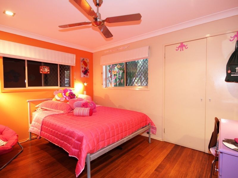 5 Ainsley Avenue, Ashmore QLD 4214