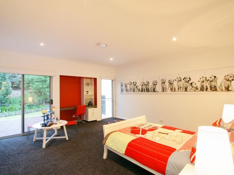 19 Lily Crescent, Nerang QLD 4211