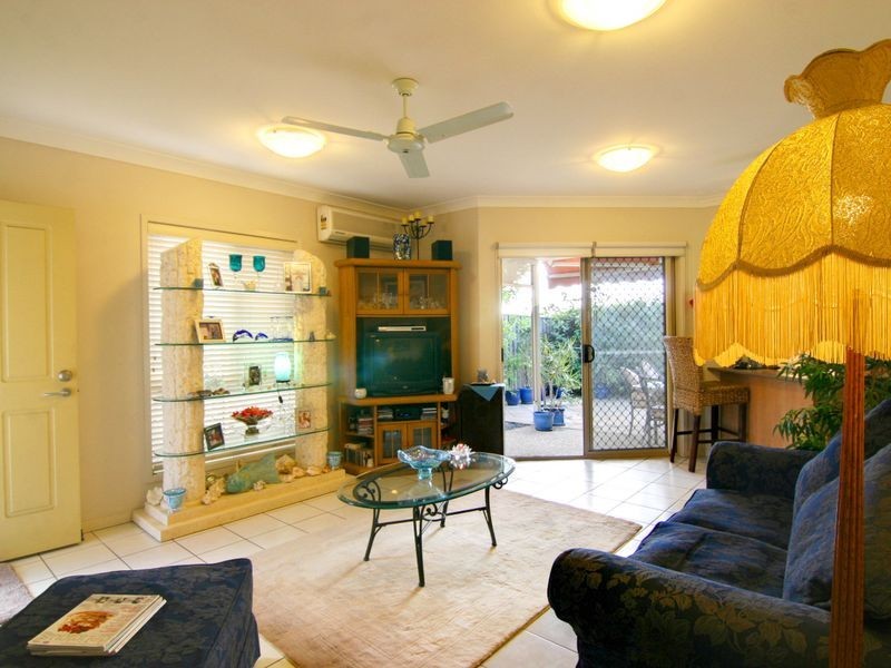 1/21 Hellman Street, Molendinar QLD 4214