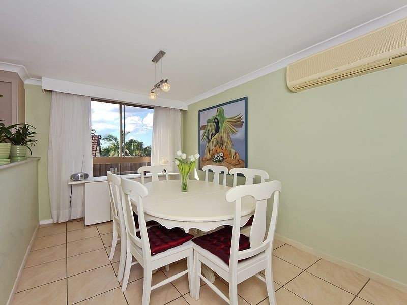4 Dunhill Court, Carrara QLD 4211