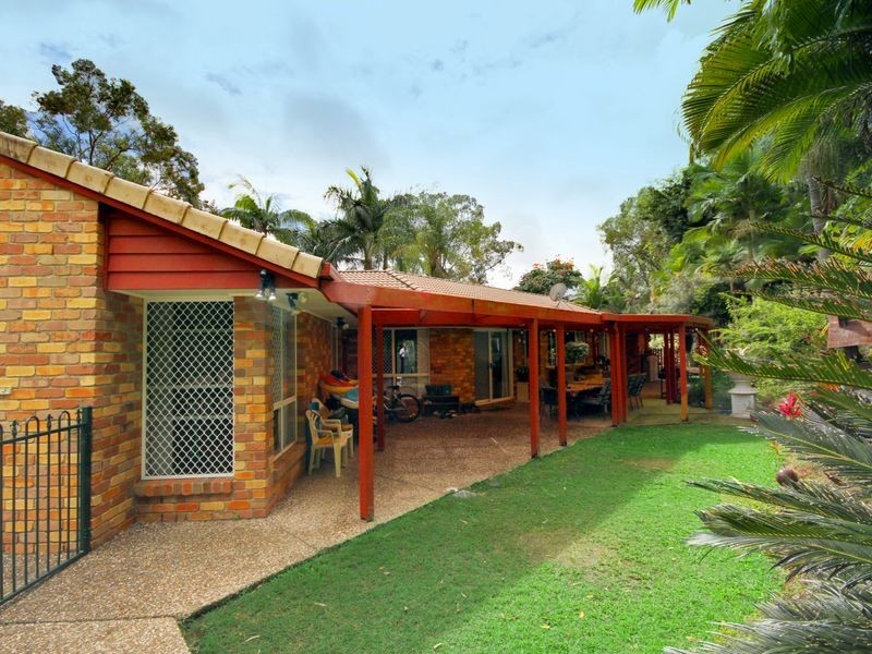 18 Kingsway Drive, Molendinar QLD 4214