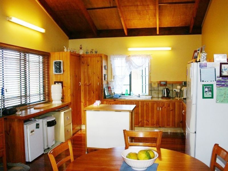 18 Riverglen Court, Mount Nathan QLD 4211