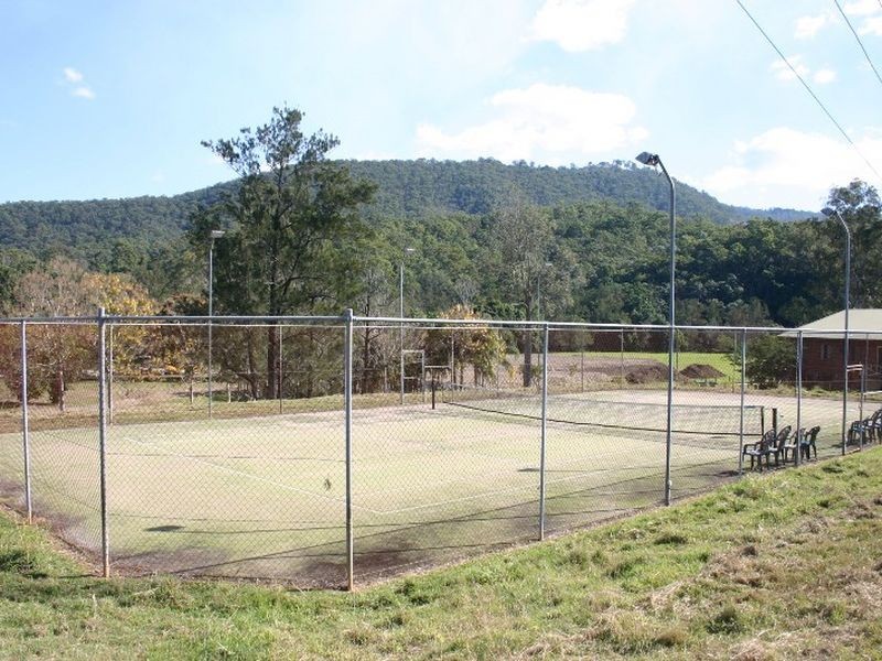 18 Riverglen Court, Mount Nathan QLD 4211