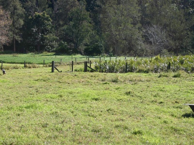 18 Riverglen Court, Mount Nathan QLD 4211