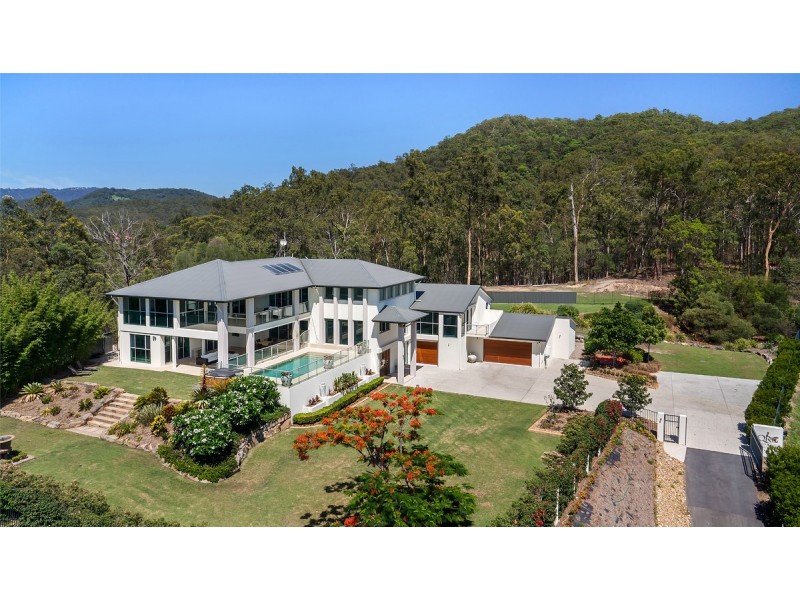 219 Crane Crescent, Nerang QLD 4211
