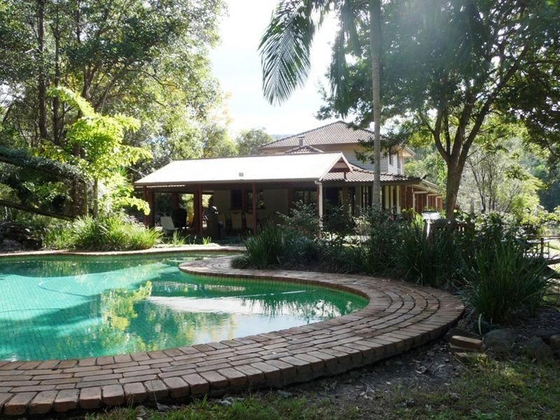 28 Glen Circuit, Clagiraba QLD 4211