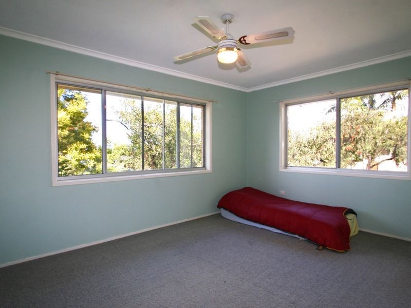 10 Warrener Street, Nerang QLD 4211