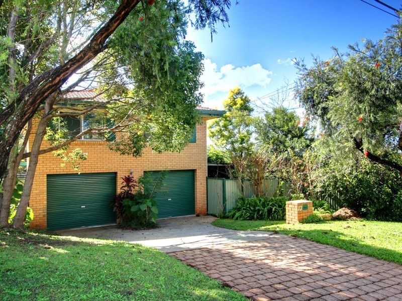 10 Warrener Street, Nerang QLD 4211