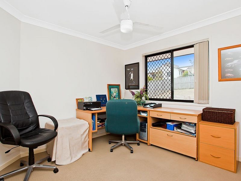 24 Peter Mills Drive, Gilston QLD 4211