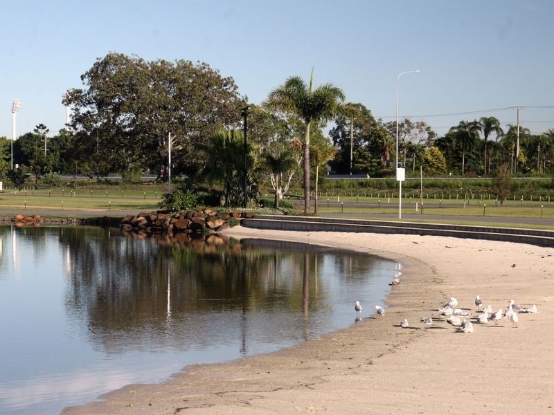 5050 Emerald Islands Drive, Carrara QLD 4211