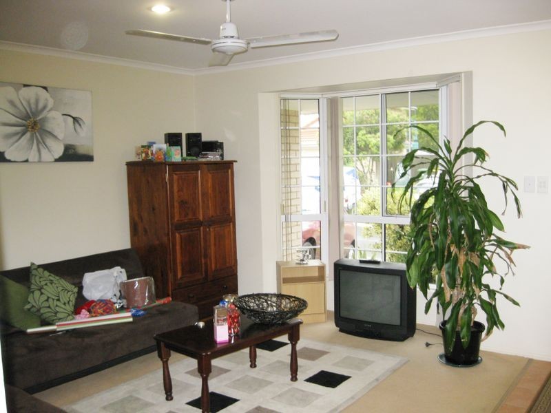 5 Rossmore Street, Nerang QLD 4211