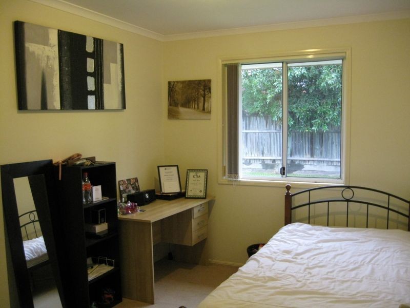 5 Rossmore Street, Nerang QLD 4211