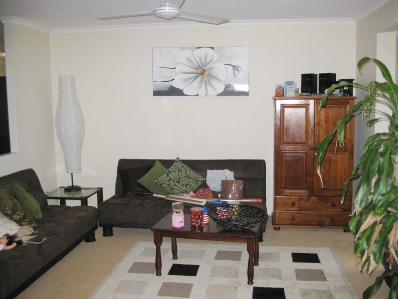 5 Rossmore Street, Nerang QLD 4211