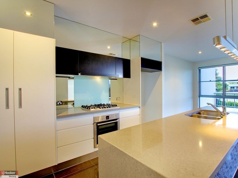 4/5021 Emerald Islands Drive, Carrara QLD 4211