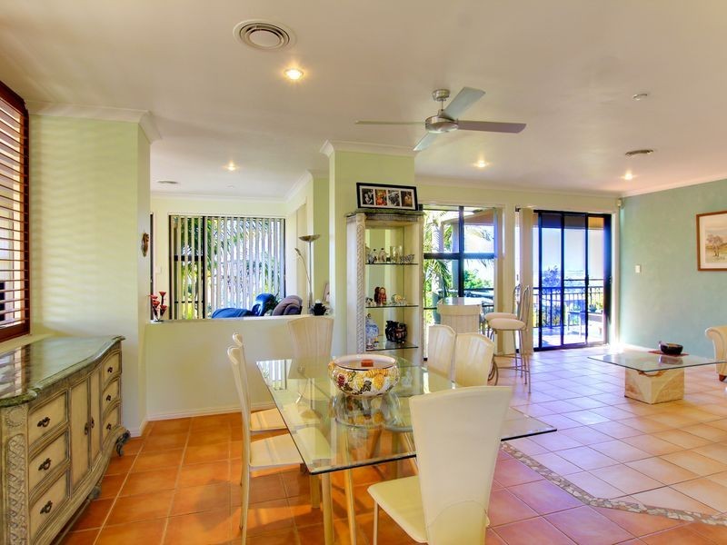 119 Armstrong Way, Highland Park QLD 4211