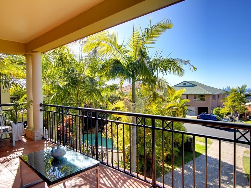 119 Armstrong Way, Highland Park QLD 4211