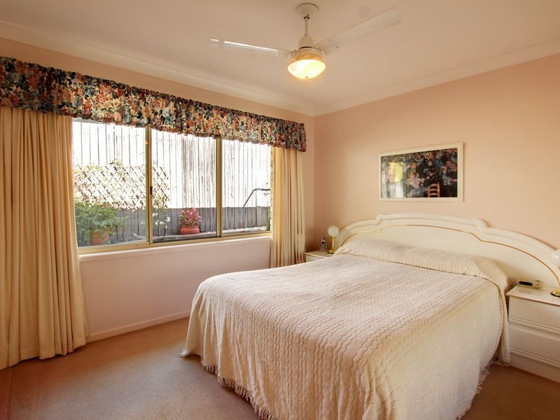 6 Oakdale Avenue, Nerang QLD 4211
