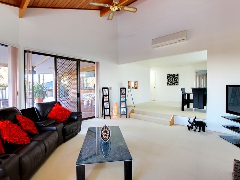 27 Andamooka Avenue, Worongary QLD 4213