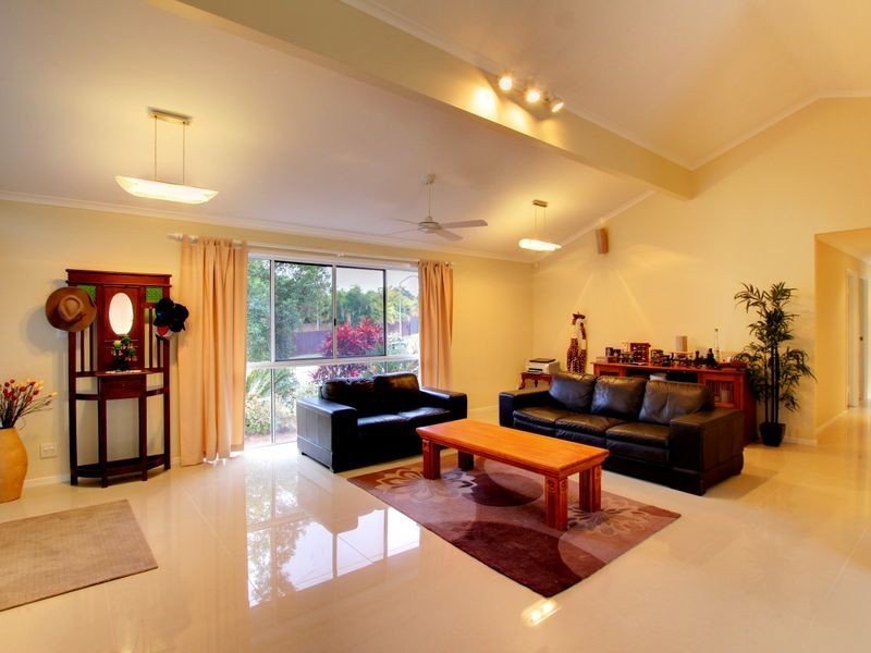 5 Branston Court, Nerang QLD 4211