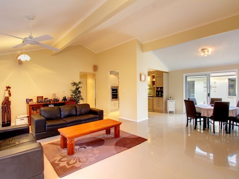5 Branston Court, Nerang QLD 4211