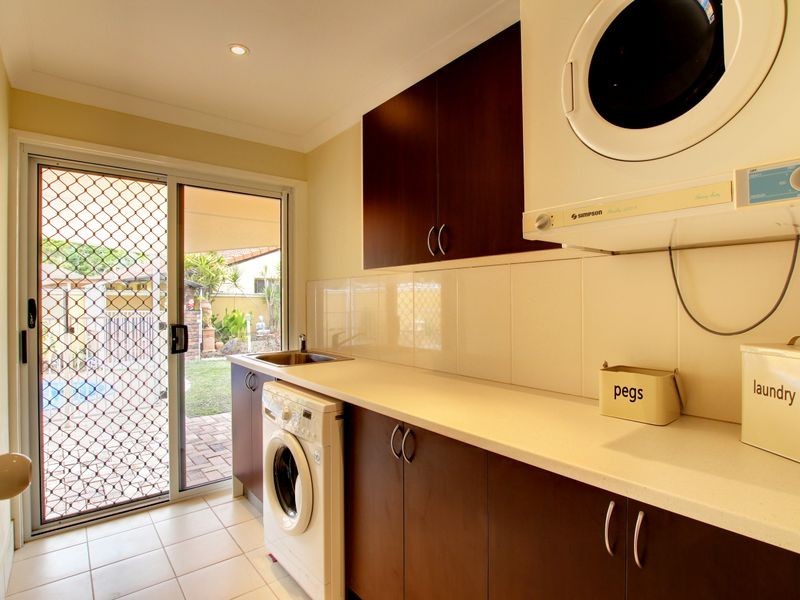 5 Branston Court, Nerang QLD 4211