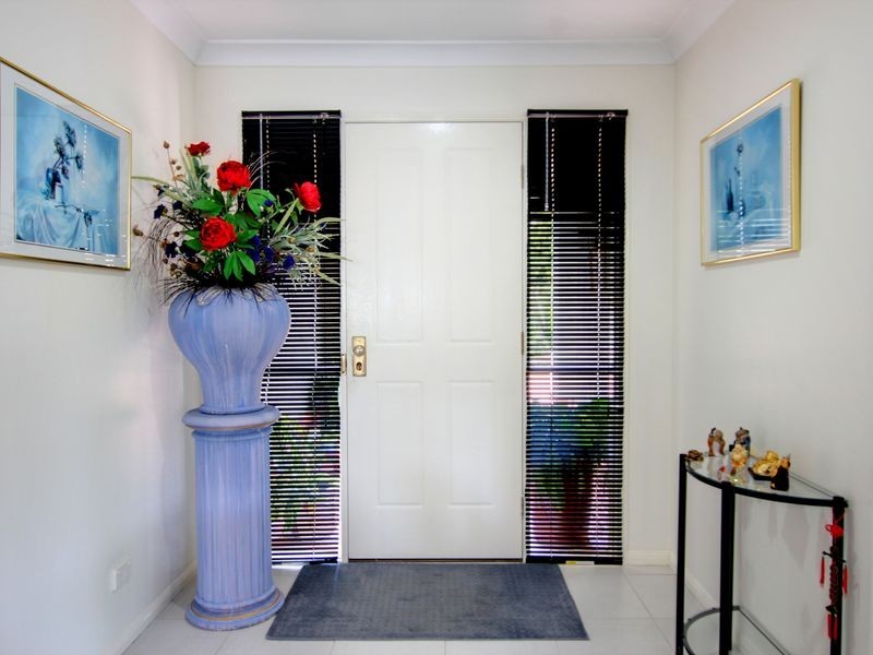 77 Kincaid Drive, Highland Park QLD 4211