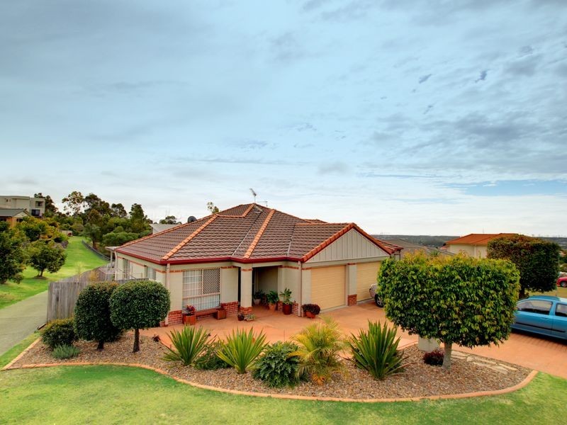 77 Kincaid Drive, Highland Park QLD 4211