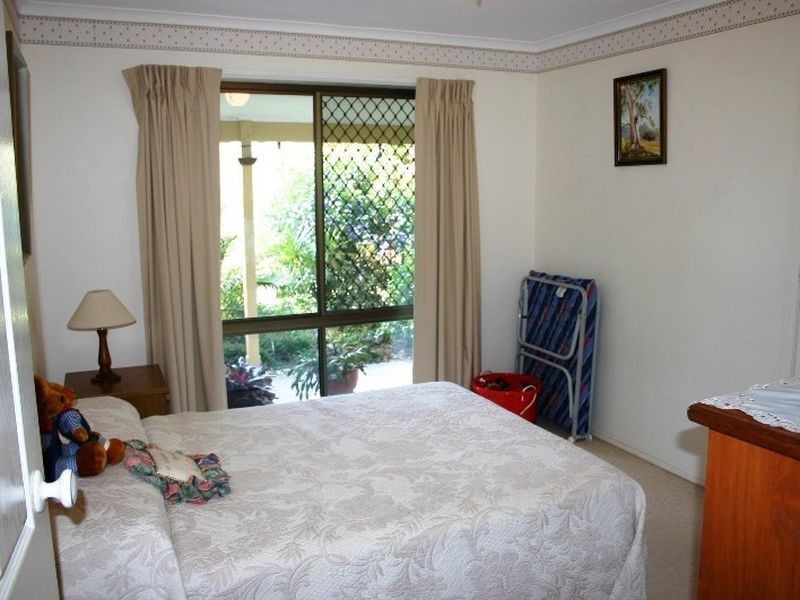 1 Josephine Terrace, Highland Park QLD 4211