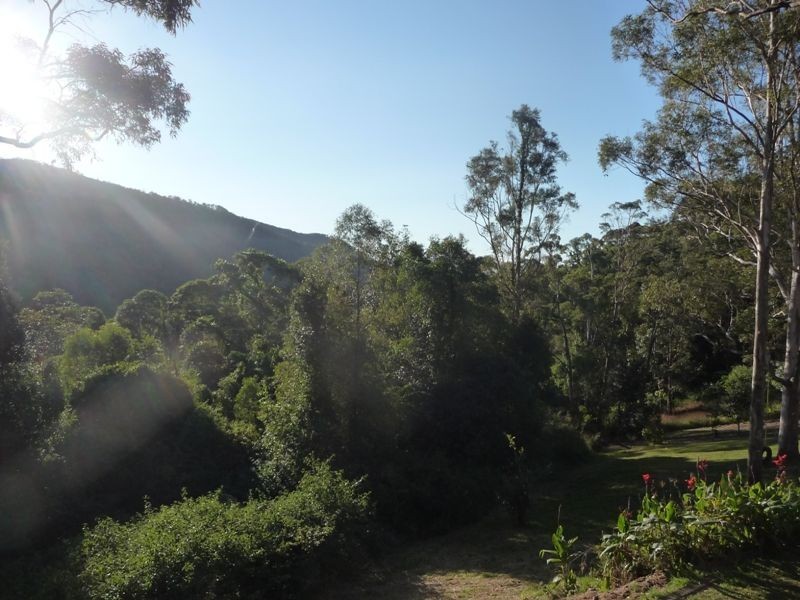 9 Bottletree Lane, Lower Beechmont QLD 4211