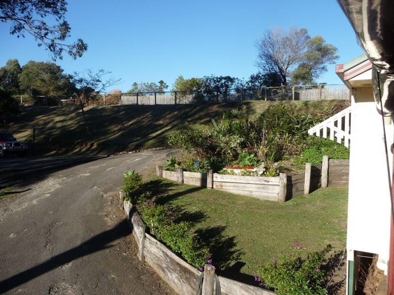 9 Bottletree Lane, Lower Beechmont QLD 4211