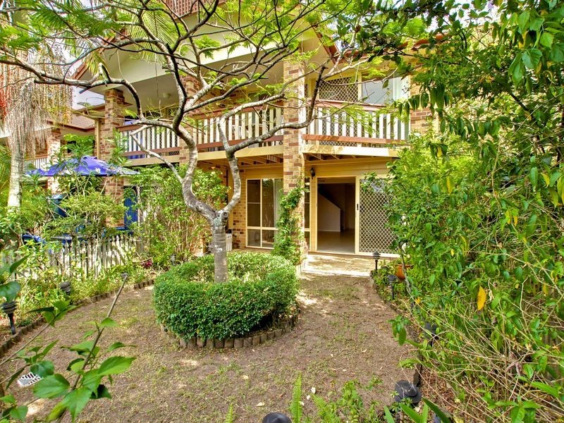 4/36 Weedons Road, Nerang QLD 4211