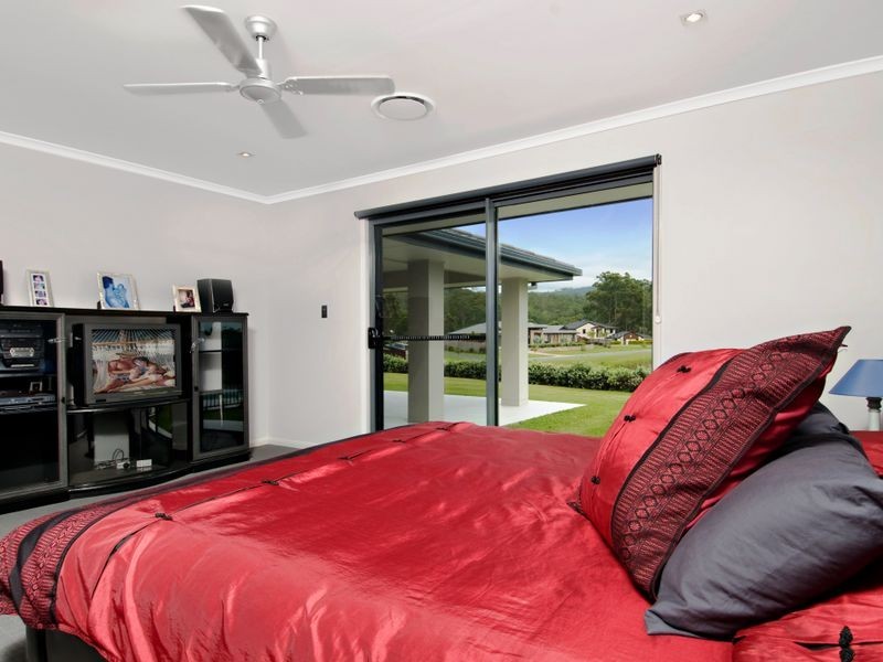 1 Lookout Place, Mount Nathan QLD 4211