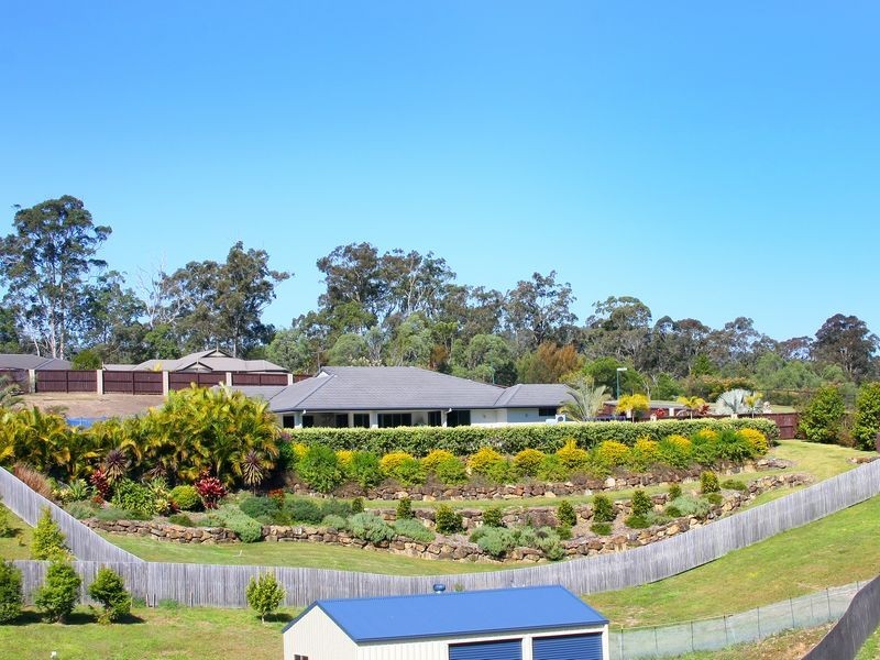 1 Lookout Place, Mount Nathan QLD 4211