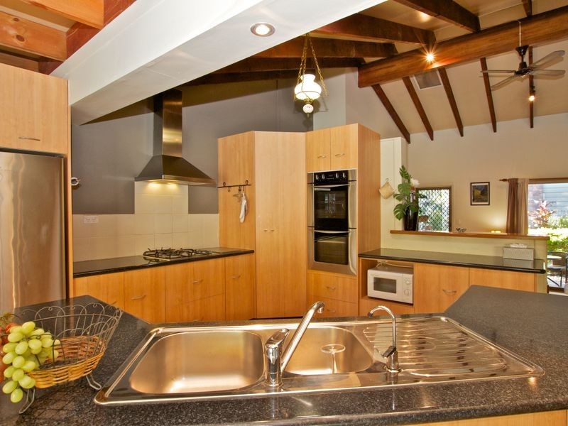 59 Alison Road, Carrara QLD 4211