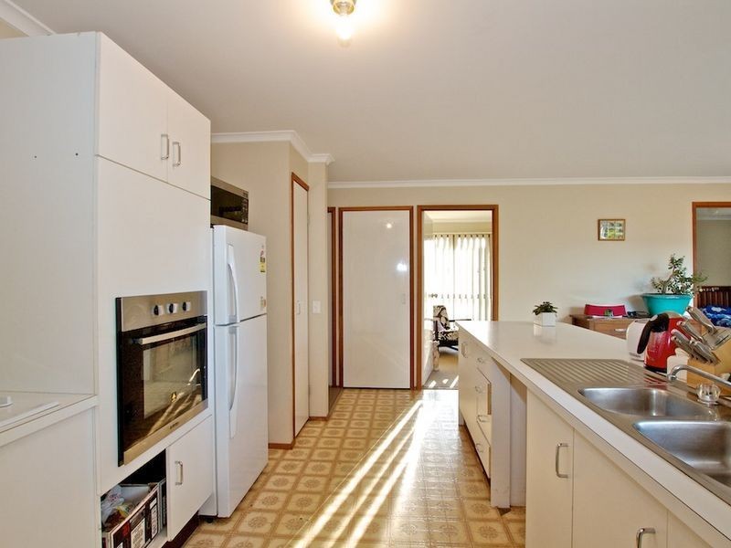 57 Alexander Drive, Highland Park QLD 4211