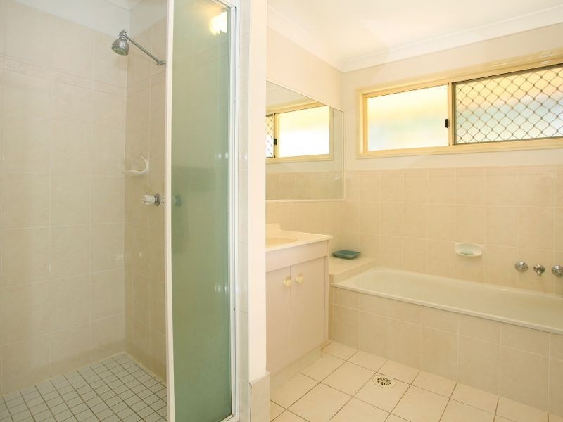 20 Ealing Court, Nerang QLD 4211